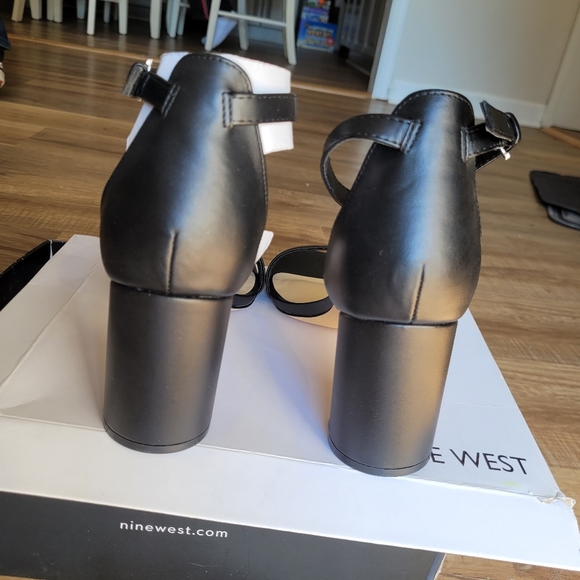 NWT Nine West Black Dress Sandals Size 11 - Picture 4 of 5